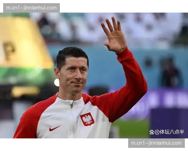 莱万替补建功升至队史第15，老将终结效率依旧稳定